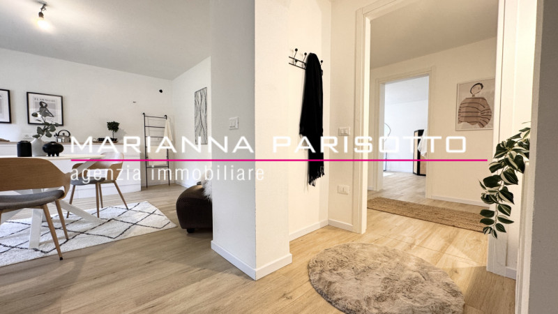 Ns. esclusiva: APPARTAMENTO APPENA RISTRUTTURATO CON GIARDINO E INGRESSO AUTONOMO SU 2 UNITÀ. 

I...