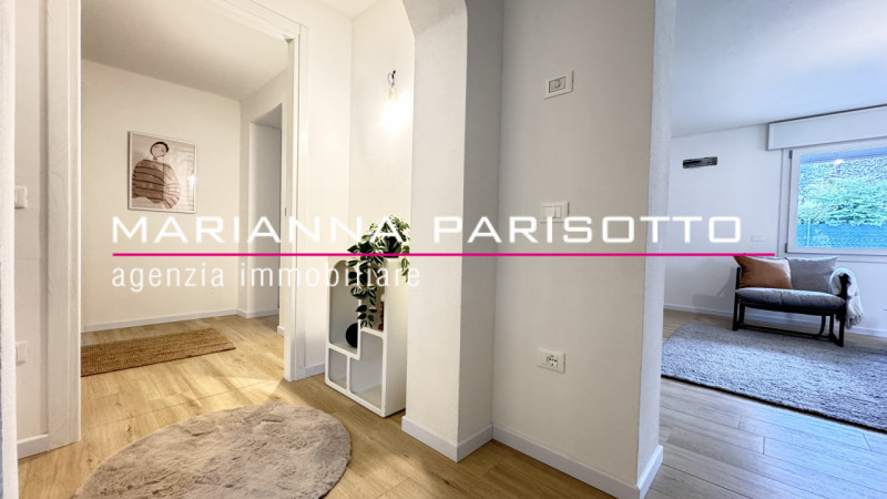 Ns. esclusiva: APPARTAMENTO APPENA RISTRUTTURATO CON GIARDINO E INGRESSO AUTONOMO SU 2 UNITÀ. 

I...