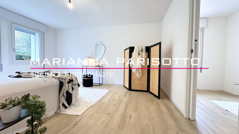 Ns. esclusiva: APPARTAMENTO APPENA RISTRUTTURATO CON GIARDINO E INGRESSO AUTONOMO SU 2 UNITÀ. 

I...