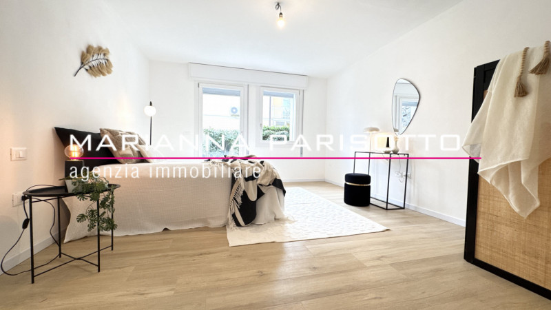 Ns. esclusiva: APPARTAMENTO APPENA RISTRUTTURATO CON GIARDINO E INGRESSO AUTONOMO SU 2 UNITÀ. 

I...