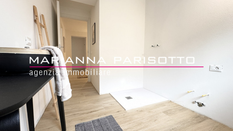 Ns. esclusiva: APPARTAMENTO APPENA RISTRUTTURATO CON GIARDINO E INGRESSO AUTONOMO SU 2 UNITÀ. 

I...