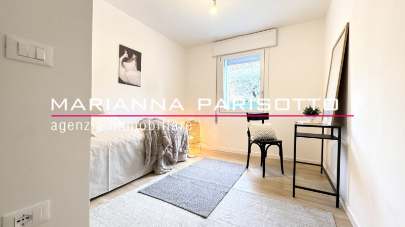 Ns. esclusiva: APPARTAMENTO APPENA RISTRUTTURATO CON GIARDINO E INGRESSO AUTONOMO SU 2 UNITÀ. 

I...