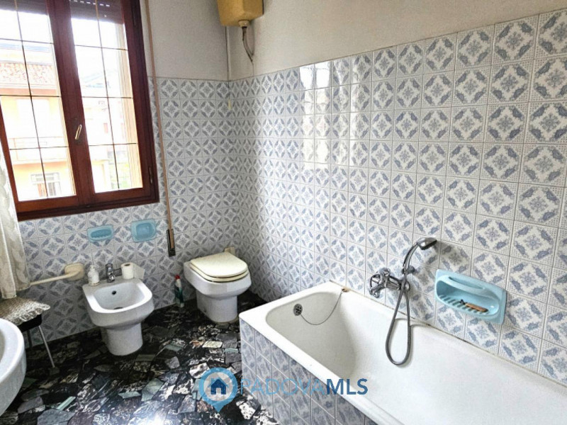 Immobile in esclusiva al Gruppo Padova MLS
VIGONZA CENTRO In posizione centrale e tranquilla, su ...