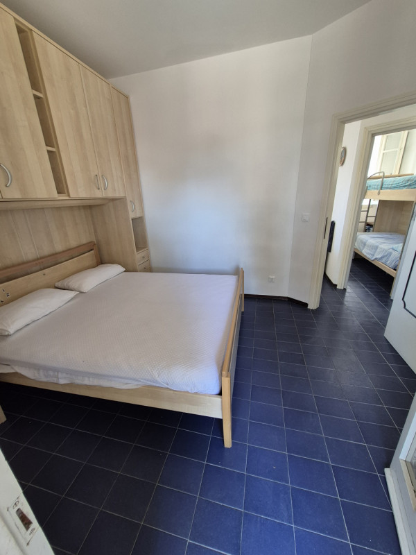 Vendesi Villino con giardino di proprietà e ingresso indipendente facente parte di un residence d...