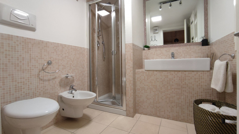 RIF. SR011 VICENZA - BASSANO DEL GRAPPA Proponiamo in vendita loft signorile in pieno centro stor...