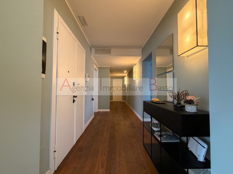 PADOVA – MADONNA PELLEGRINA
Una casa che non ti aspetteresti mai.
All’esterno conserva il caratte...