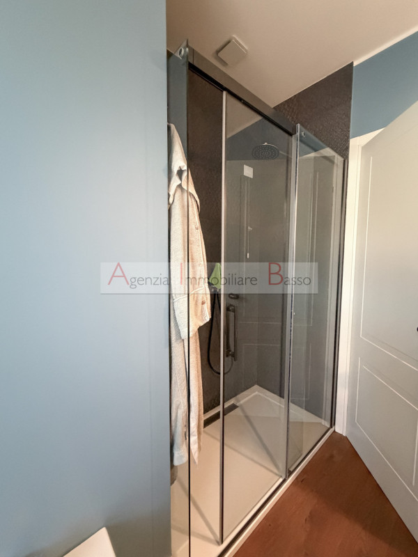 PADOVA – MADONNA PELLEGRINA
Una casa che non ti aspetteresti mai.
All’esterno conserva il caratte...