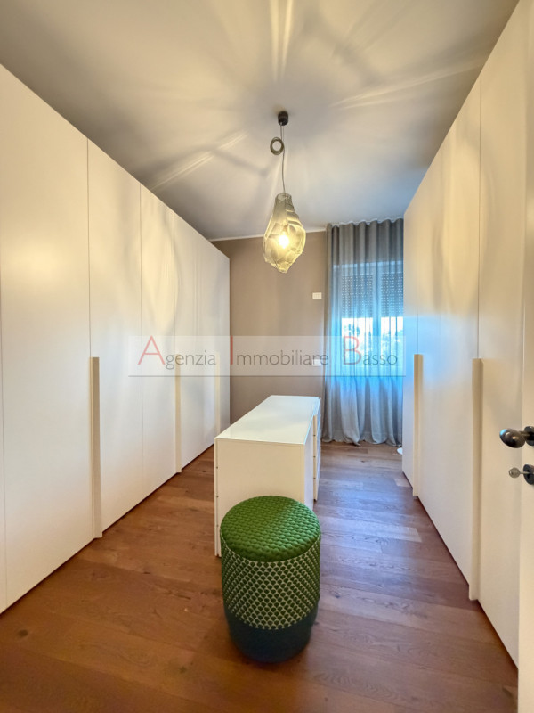 PADOVA – MADONNA PELLEGRINA
Una casa che non ti aspetteresti mai.
All’esterno conserva il caratte...