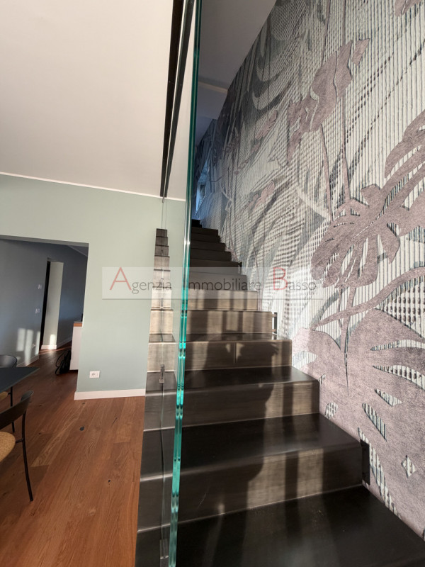 PADOVA – MADONNA PELLEGRINA
Una casa che non ti aspetteresti mai.
All’esterno conserva il caratte...