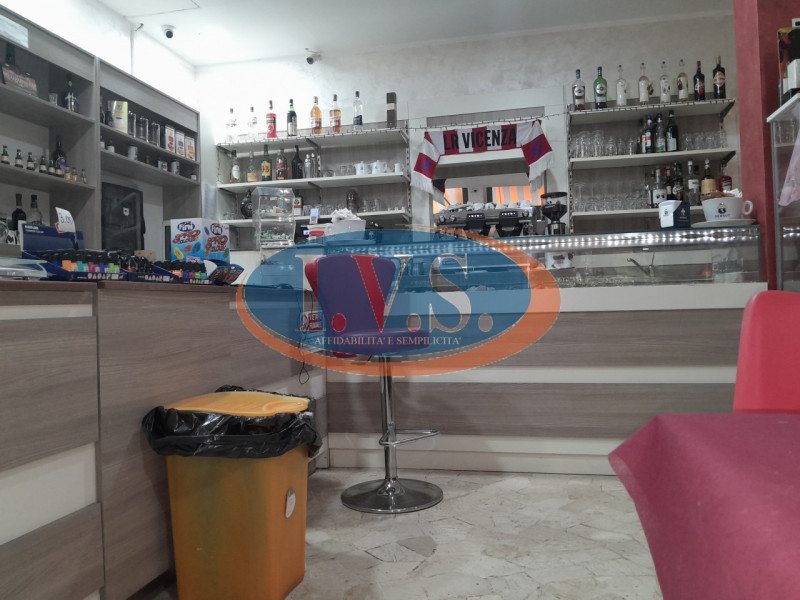 VENDESI ATTIVITA' DI BAR ZONA STADIO - VICENZA VICENZA (VI):
In zona di grande visibilità VENDESI...