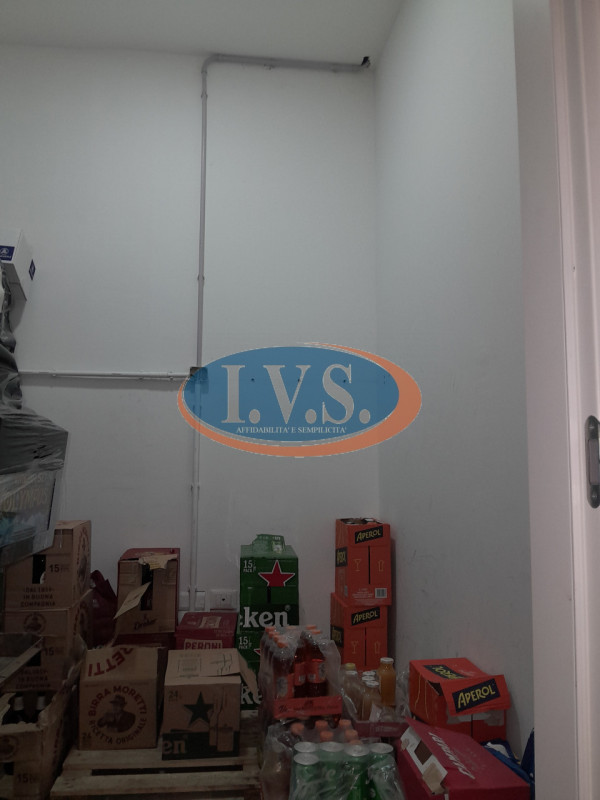 VENDESI ATTIVITA' DI BAR ZONA STADIO - VICENZA VICENZA (VI):
In zona di grande visibilità VENDESI...