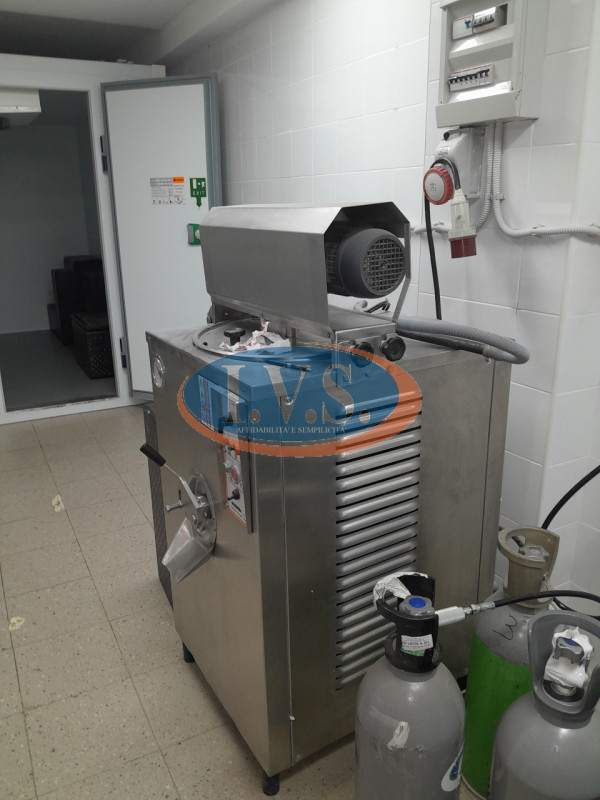 VENDESI ATTIVITA' DI BAR ZONA STADIO - VICENZA VICENZA (VI):
In zona di grande visibilità VENDESI...