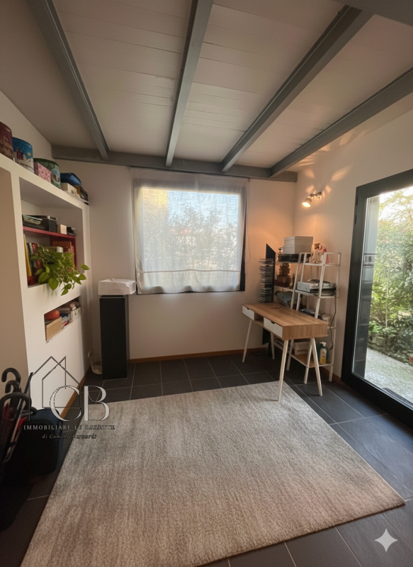 BUSA DI VIGONZA: Villa Singola Ristrutturata con Giardino in Centro

 Villa Indipendente | 3 Came...