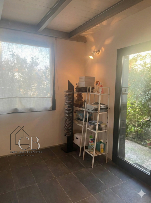 BUSA DI VIGONZA: Villa Singola Ristrutturata con Giardino in Centro

 Villa Indipendente | 3 Came...