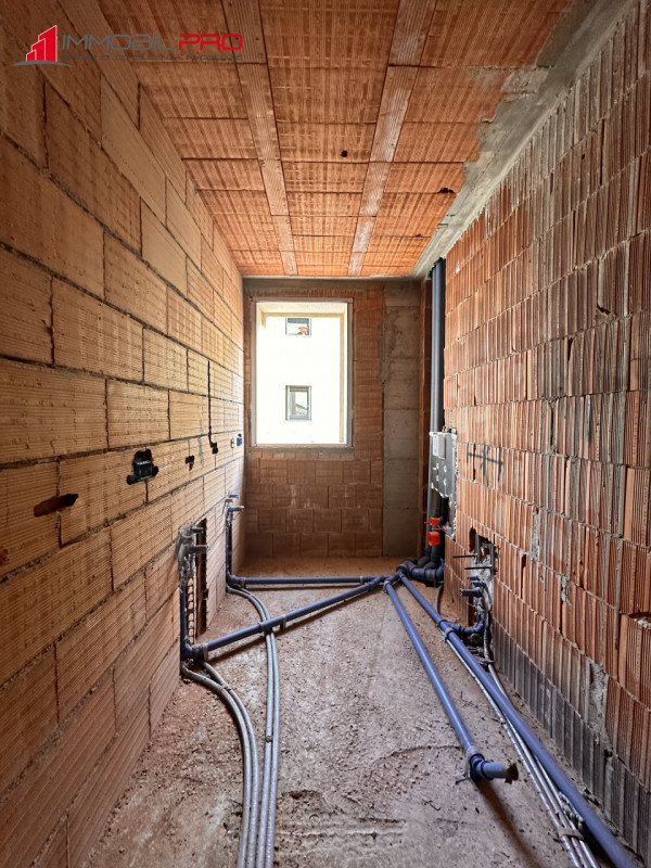 Proponiamo in vendita un appartamento di nuova costruzione inserito in un contesto esclusivo di s...