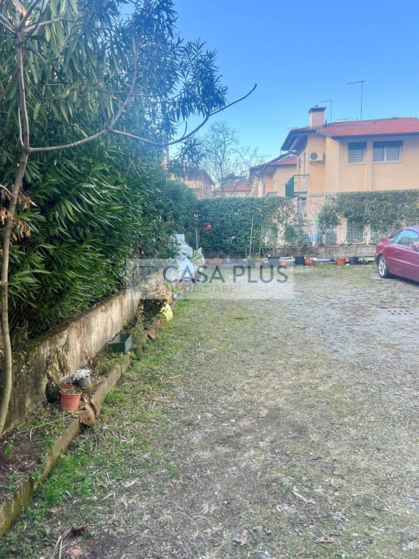 Bilocale al piano terra – 40 mq, ottimo investimento a Cassola (confine Bassano del Grappa)

Prop...