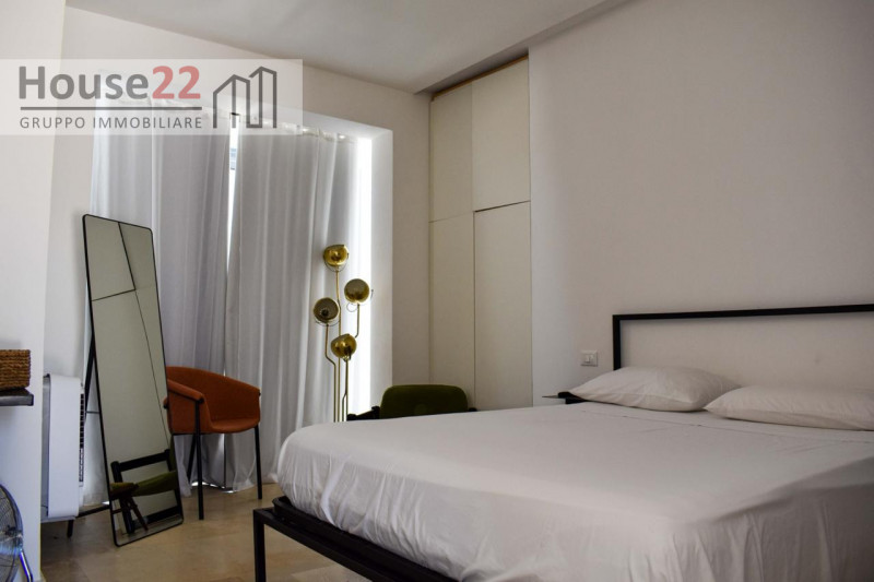 AVOLA - SIRACUSA. Immagina di svegliarti ogni mattina con la vista mozzafiato sul mare, immerso i...