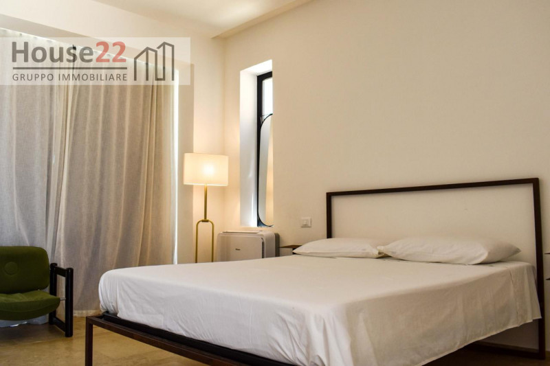 AVOLA - SIRACUSA. Immagina di svegliarti ogni mattina con la vista mozzafiato sul mare, immerso i...