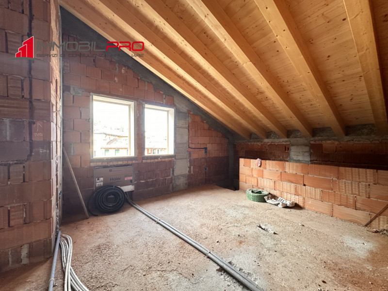 Proponiamo in vendita un appartamento di nuova costruzione inserito in un contesto esclusivo di s...