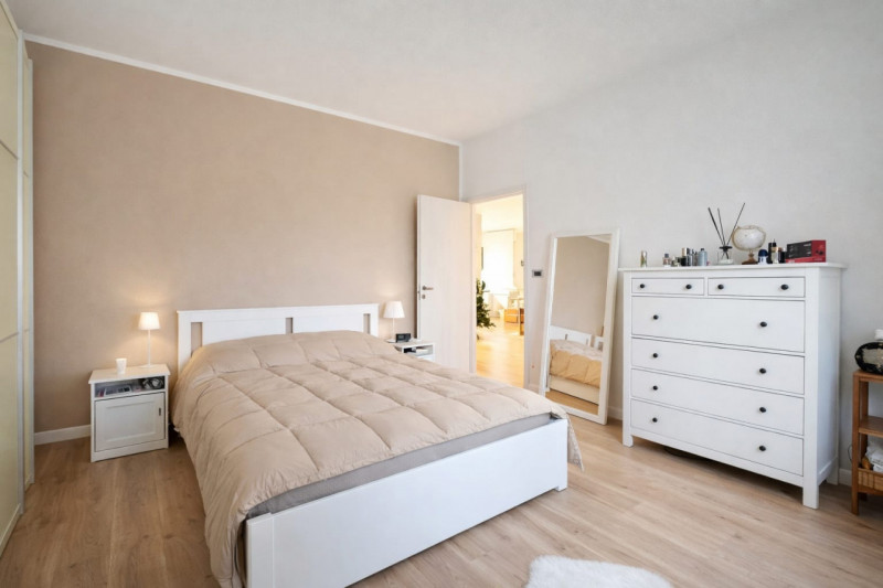 Si propone introvabile soluzione totalmente indipendente e disposta in unico livello al piano ter...