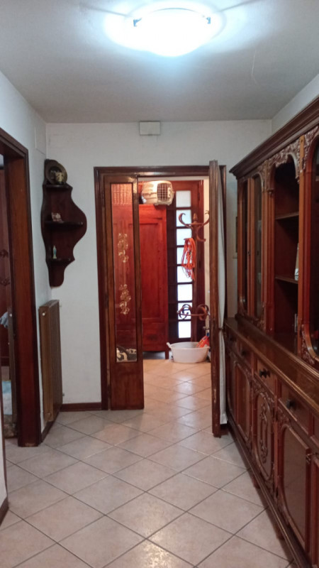 Proponiamo in vendita una splendida porzione di bifamiliare situata nel cuore della tranquilla lo...