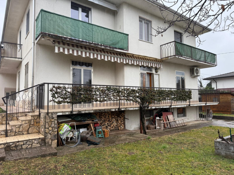 PIOVENE ROCCHETTE LOCALITA' MARONARO
Proponiamo in vendita un appartamento tricamere al piano ter...