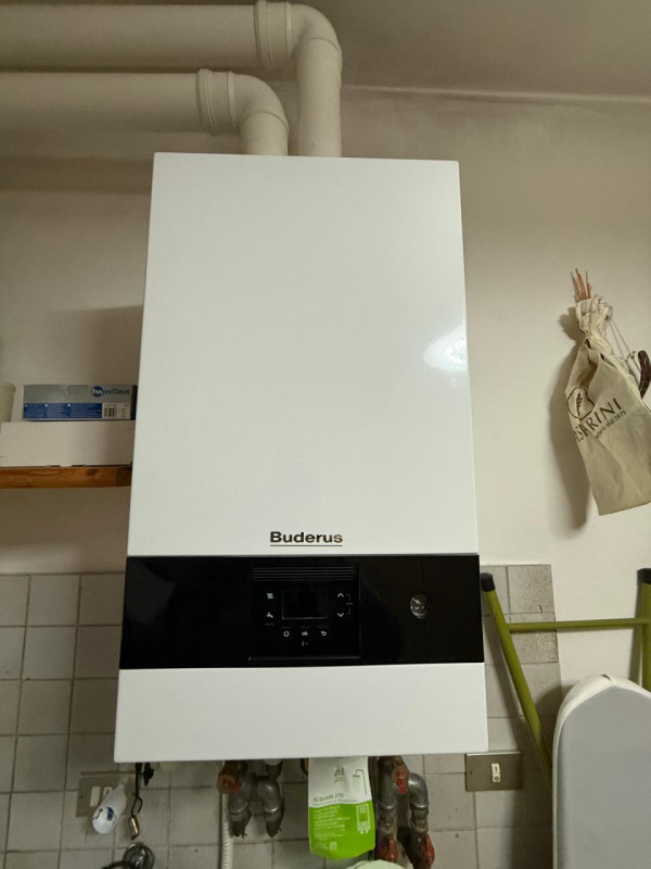 PIOVENE ROCCHETTE LOCALITA' MARONARO
Proponiamo in vendita un appartamento tricamere al piano ter...