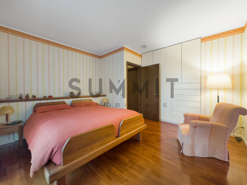 SCHIO - Magrè: in splendida zona residenziale, BIFAMILIARE costruita ex novo nel 1990 di ampie me...