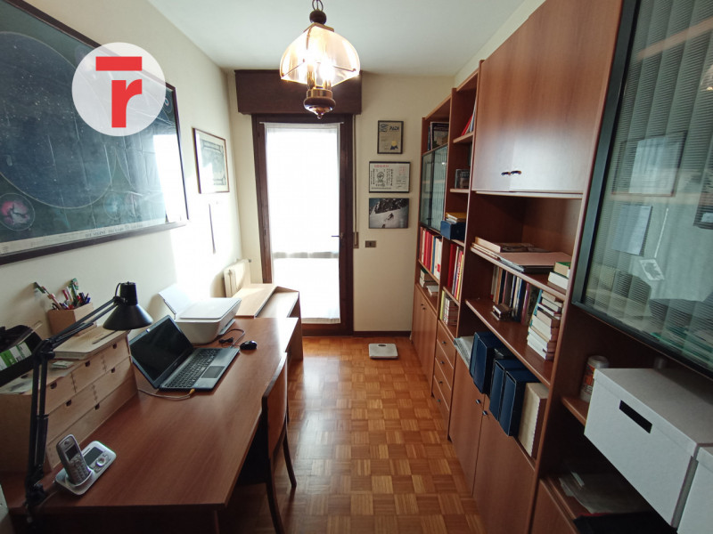 L'immobile si trova in zona San Gregorio, una delle parrocchie a nord di Padova. 
L’area è ben se...