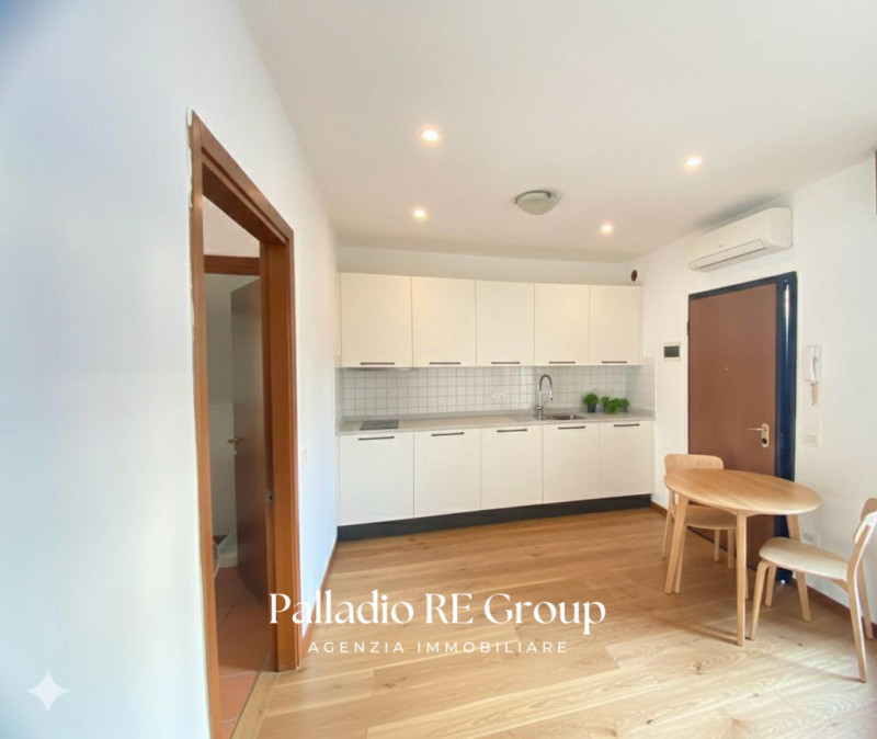 VICENZA – Zona Polegge: proponiamo in vendita un elegante mini appartamento bilocale di circa 50 ...