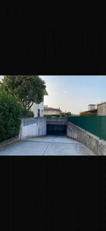 Proponiamo in affitto un ampio e luminoso appartamento di circa 85 mq situato nel comune di Cordi...