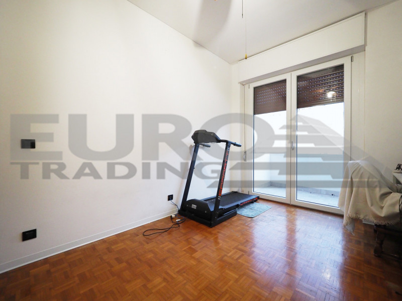 PREGANZIOL – SAN TROVASO

Ampio appartamento con 3 camere, 4 terrazze e garage

In una tranquilla...