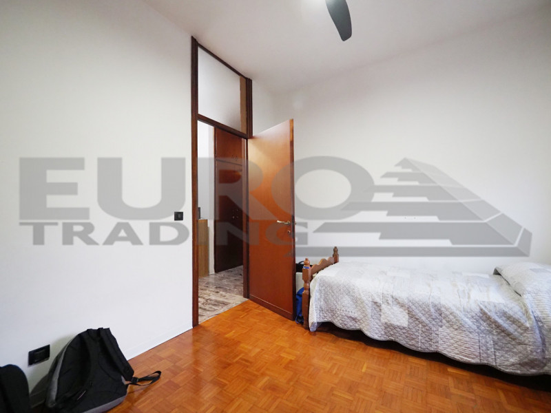 PREGANZIOL – SAN TROVASO

Ampio appartamento con 3 camere, 4 terrazze e garage

In una tranquilla...