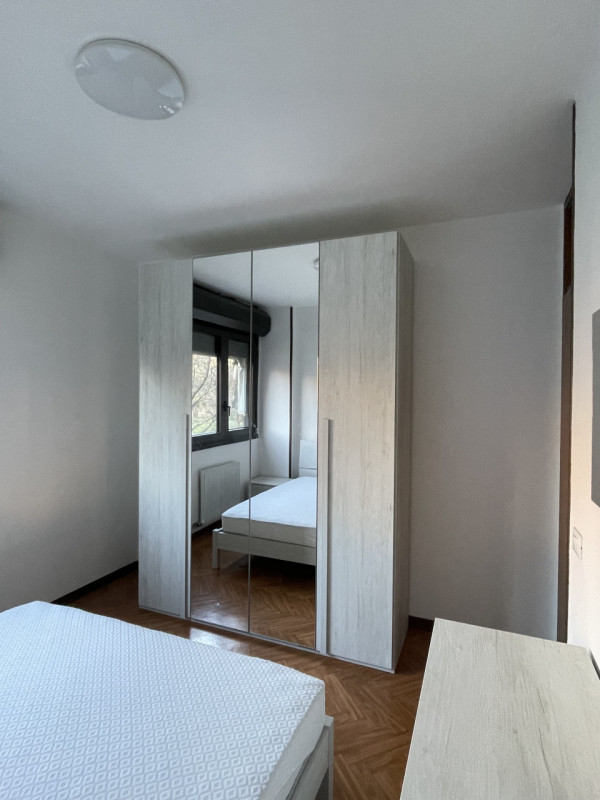 Nel cuore autentico di Vicenza, nella rinomata cornice del Centro Storico, proponiamo in locazion...