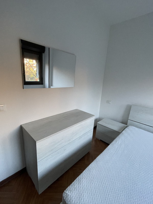 Nel cuore autentico di Vicenza, nella rinomata cornice del Centro Storico, proponiamo in locazion...