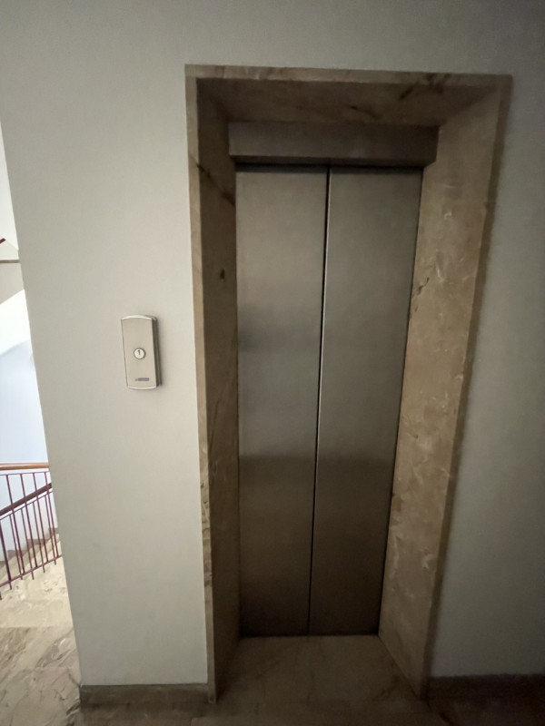 Nel cuore autentico di Vicenza, nella rinomata cornice del Centro Storico, proponiamo in locazion...