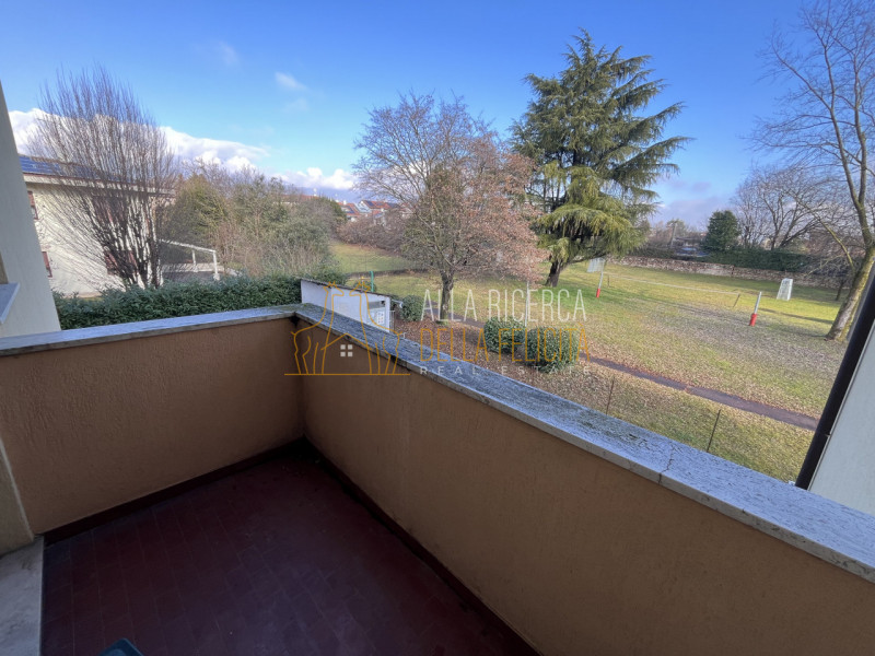 SAN VITO DI LEGUZZANO: In zona residenziale MINIAPPARTAMENTO al piano primo con garage e cantina ...