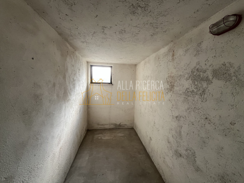 SAN VITO DI LEGUZZANO: In zona residenziale MINIAPPARTAMENTO al piano primo con garage e cantina ...