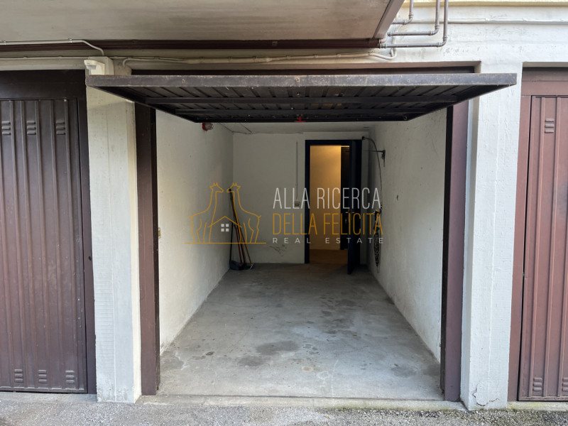 SAN VITO DI LEGUZZANO: In zona residenziale MINIAPPARTAMENTO al piano primo con garage e cantina ...