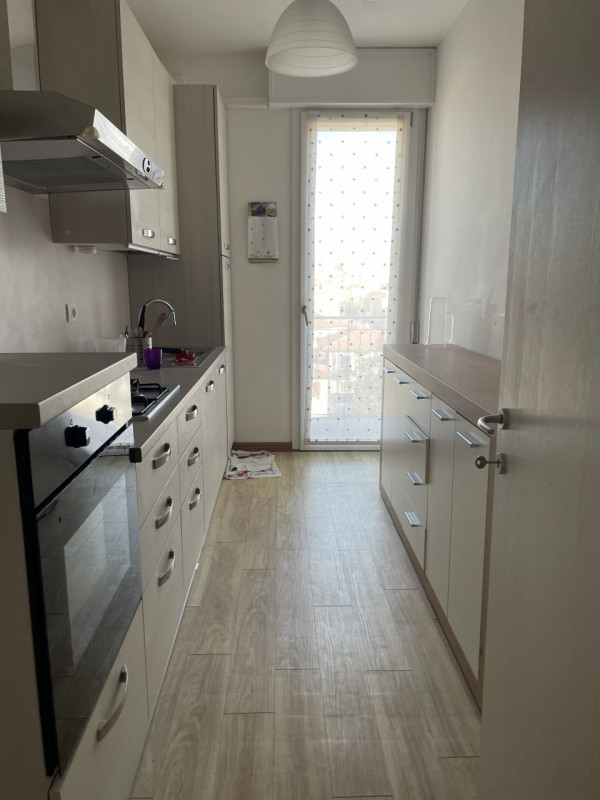 SAN CARLO LOCAZIONE PER TRE STUDENTI, via Ansuino da Forlì, tutti i sevizi comodissimi a casa, ul...