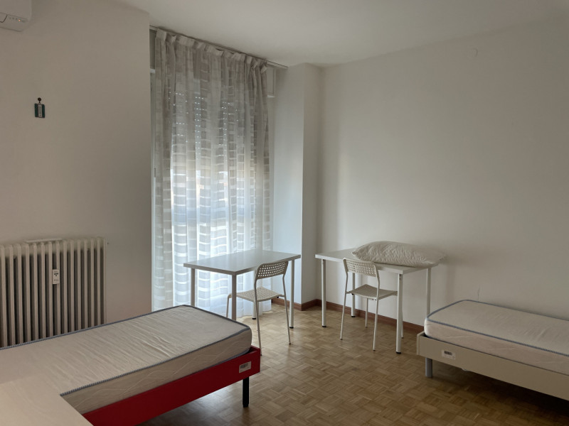 SAN CARLO LOCAZIONE PER TRE STUDENTI, via Ansuino da Forlì, tutti i sevizi comodissimi a casa, ul...