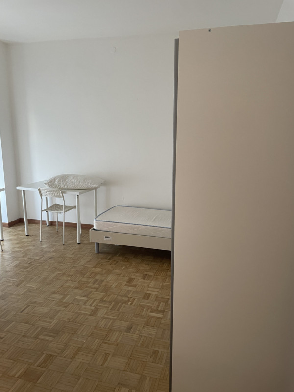 SAN CARLO LOCAZIONE PER TRE STUDENTI, via Ansuino da Forlì, tutti i sevizi comodissimi a casa, ul...