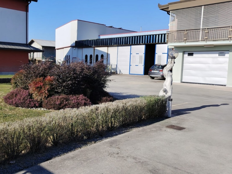 (Per INFO 3316190143) Scopri questa splendida casa singola terratetto, situata nel cuore di Caste...