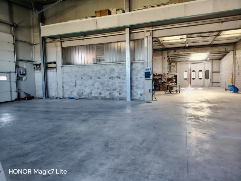 (Per INFO 3316190143) Scopri questa splendida casa singola terratetto, situata nel cuore di Caste...