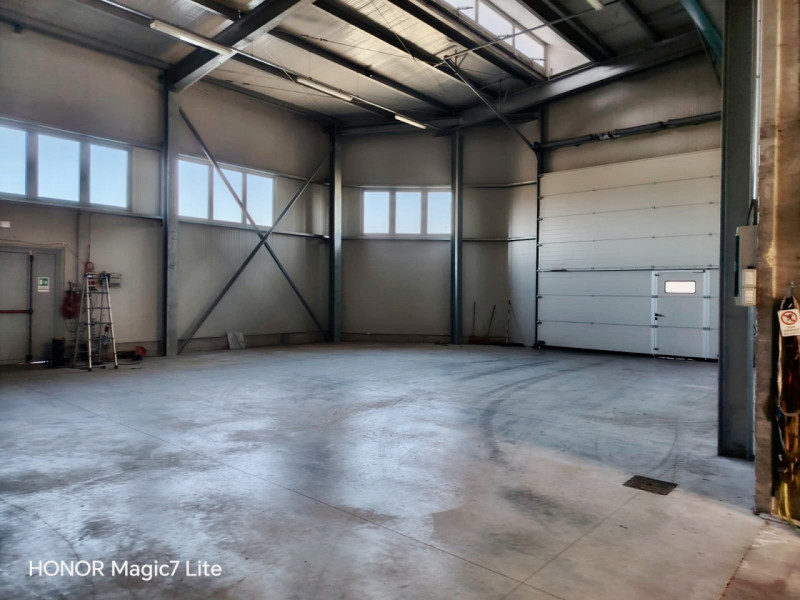 (Per INFO 3316190143) Scopri questa splendida casa singola terratetto, situata nel cuore di Caste...