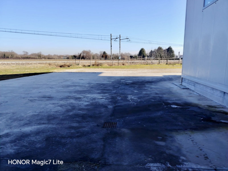 (Per INFO 3316190143) Scopri questa splendida casa singola terratetto, situata nel cuore di Caste...