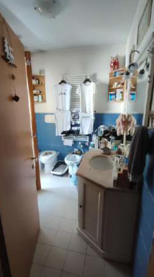 Rif. A.A.328-24

Vendita all'asta - appartamento al 1° piano con garage in data 02 marzo 2026

De...