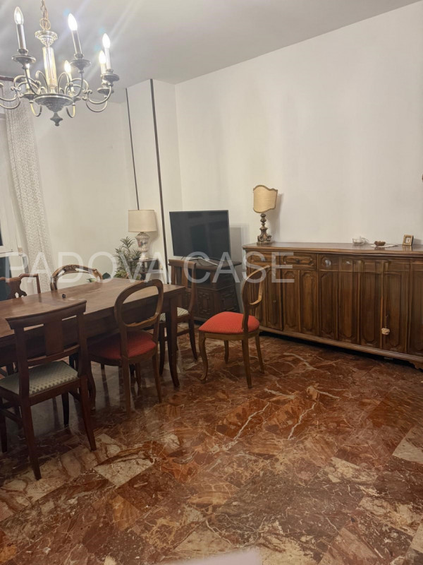 Palestro: Ottima Rendita per Investitori

Situato in una delle zone più servite e ricercate, prop...