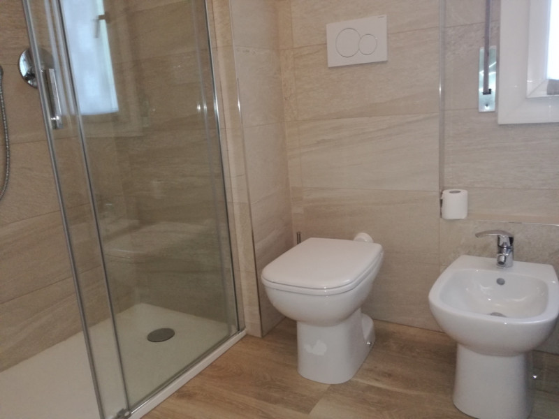 Forcellini Appartamento piano alto ingresso soggiorno cucina due camere due bagni poggiolo garage...