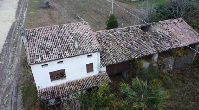 Rif. A.A.635-19

Vendita all'asta - capannoni agricoli, terreni ed accessori in data 06 marzo 202...